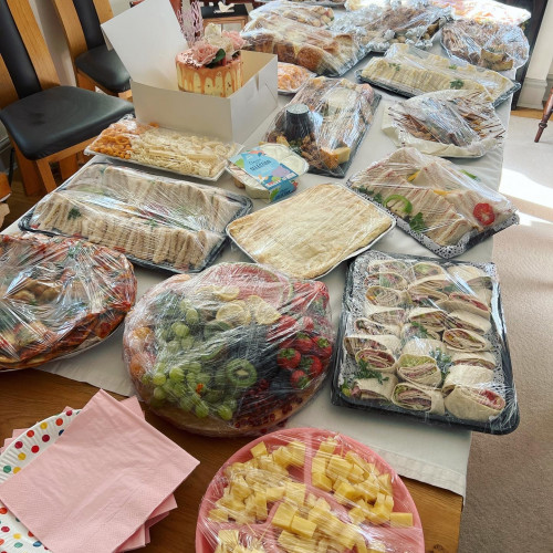 Beth’s sweet boxes , 9F7814CB 9485 4794 9259 862CD0181896